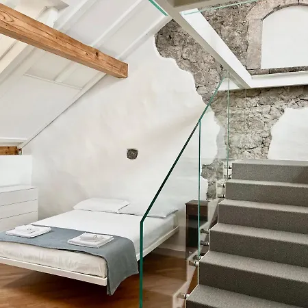 Historic And In The Centre Of Apartment *