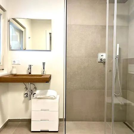 Historic And In The Centre Of Appartement *